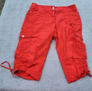 White House Black Market Capris